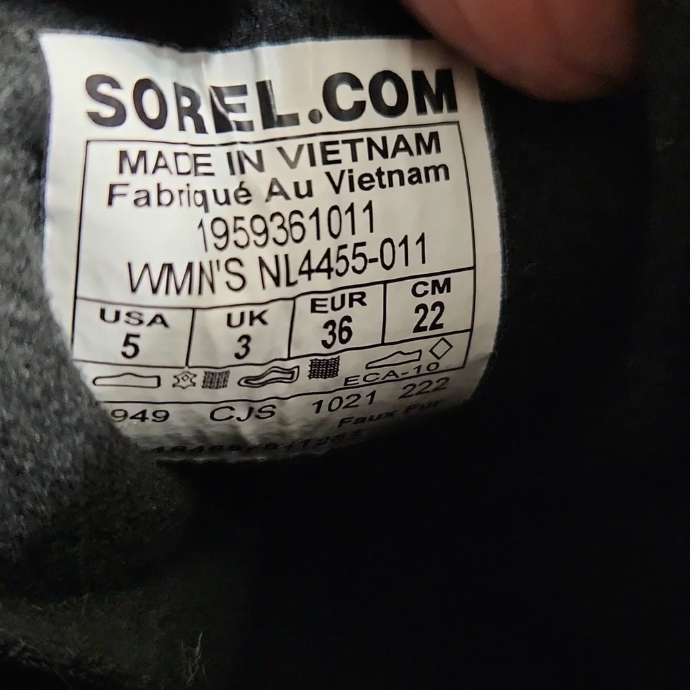 Sorel Explorer II Joan Cozy Winter Black Suede Boots (W Size 5)